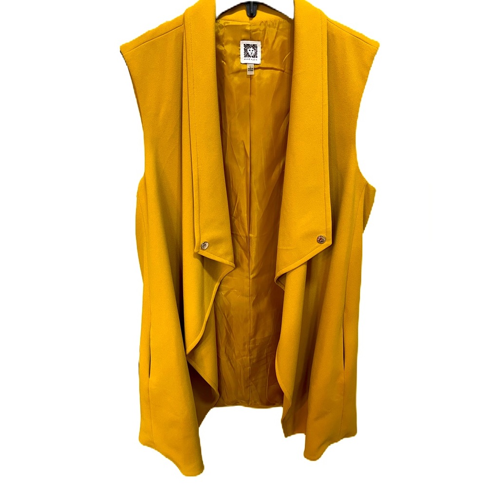 Anne Klein Large, Long Vest with pockets